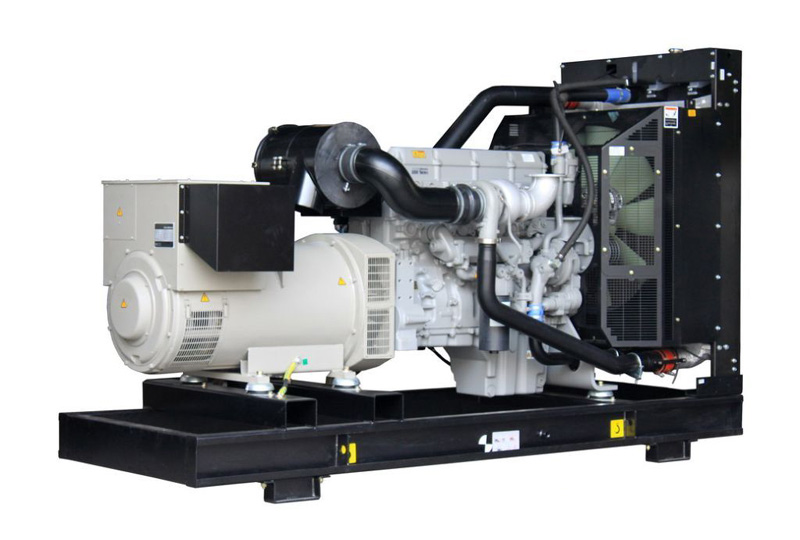 花山柴油发电机组租赁出租机油底壳正确清洗方法