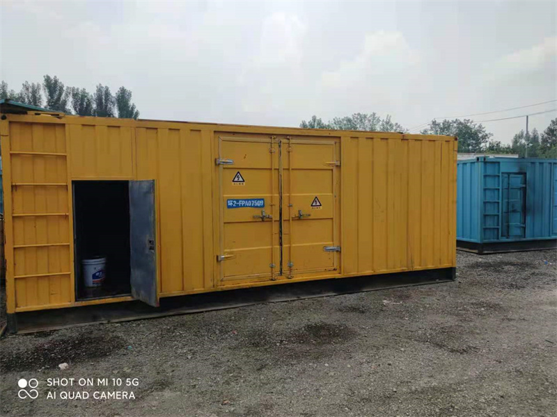 花山200KW柴油发电机组需要配备什么型号的电缆线？