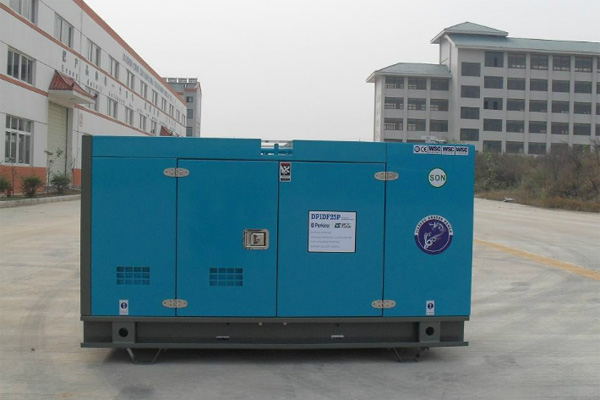 花山发电机租赁发电机组的换季保养注意事项
