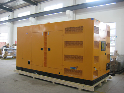 花山不同类型的发电机组在冬季保养时的注意事项有何差异？